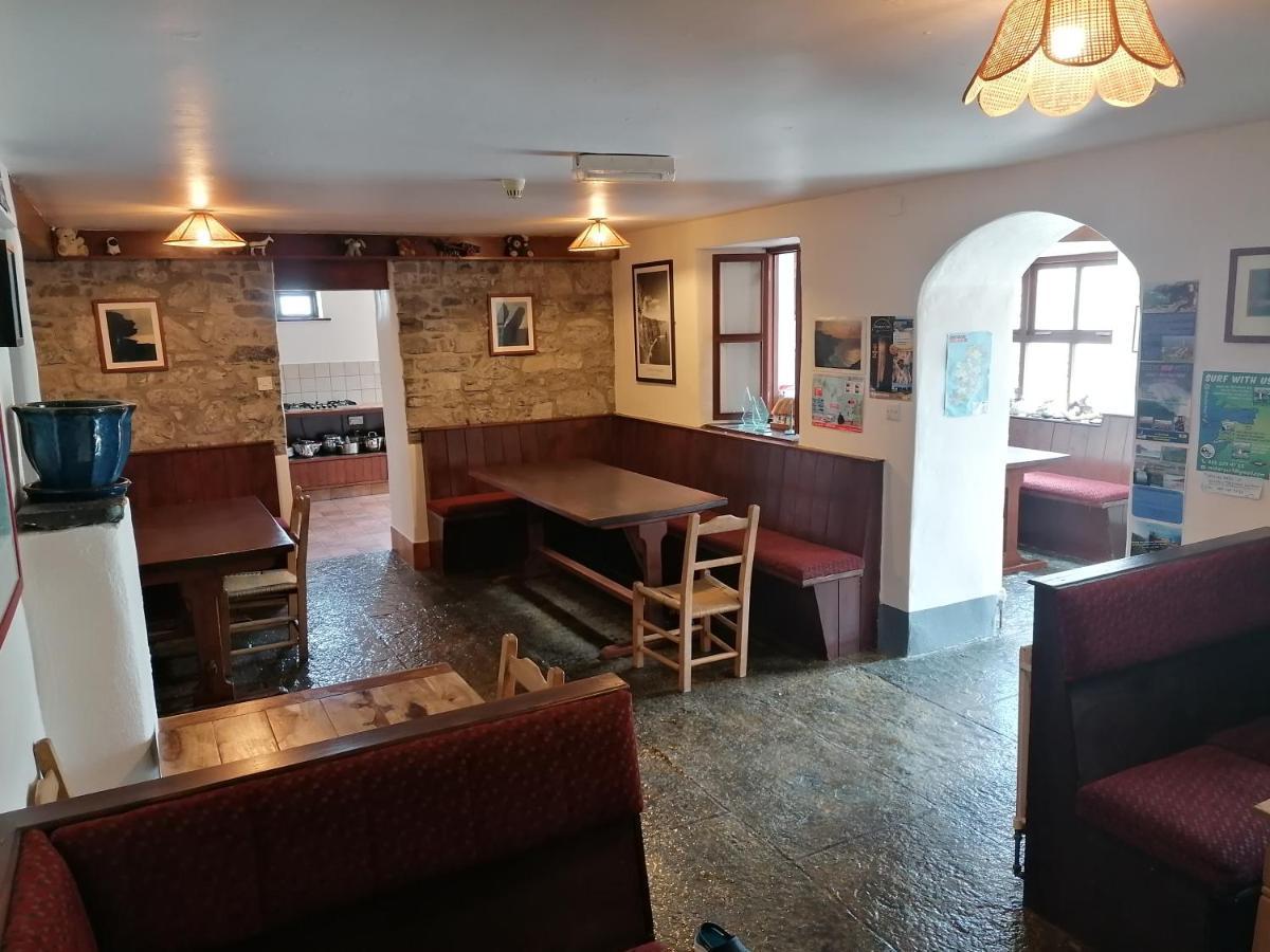 Aille River Tourist Hostel And Camping ドゥーリン エクステリア 写真