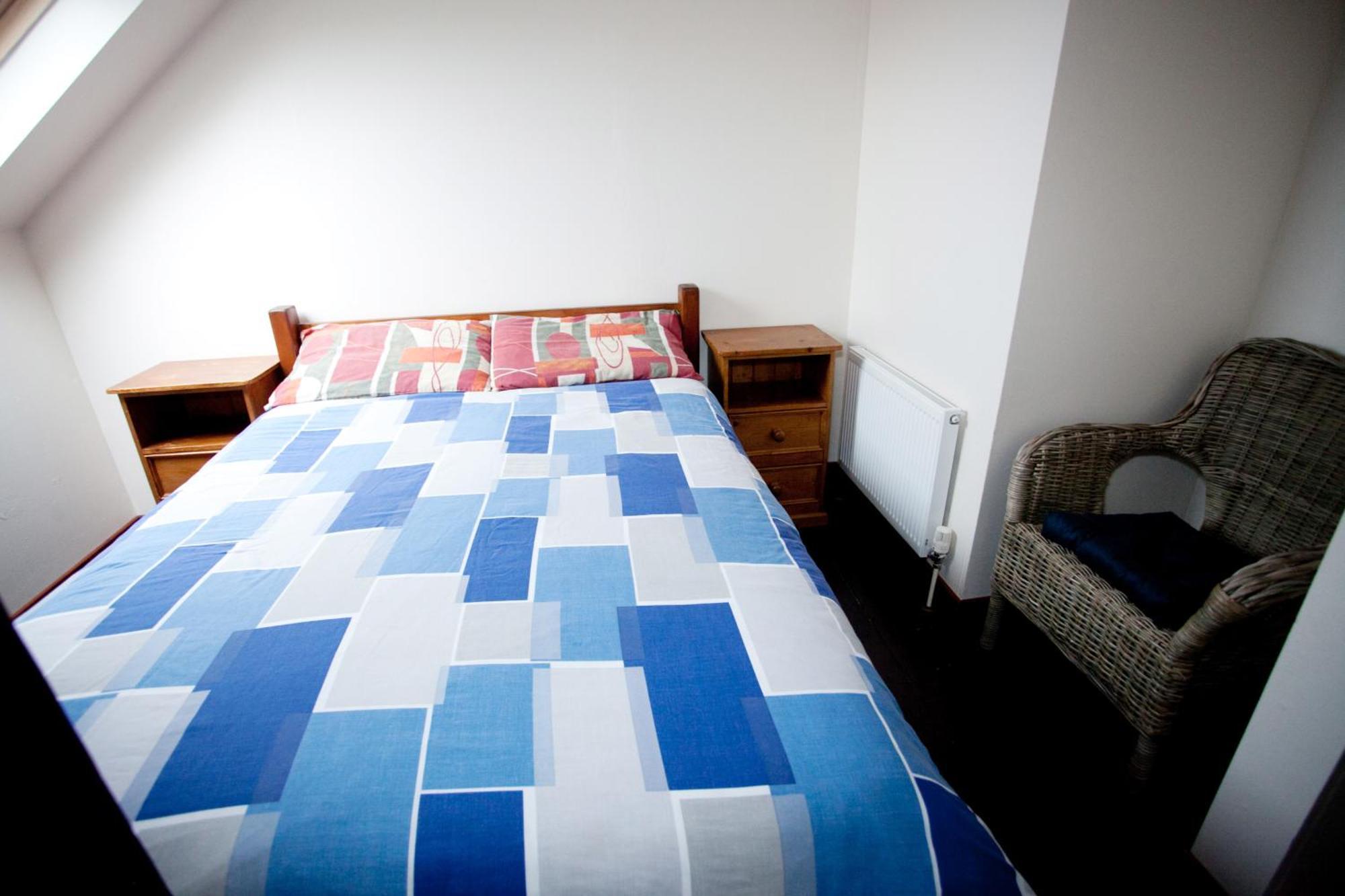 Aille River Tourist Hostel And Camping ドゥーリン 部屋 写真